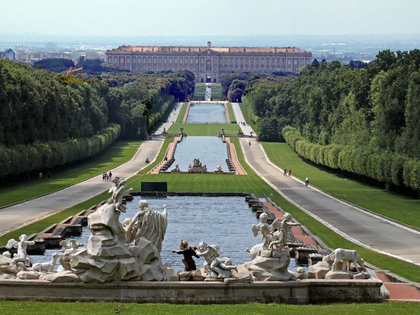Palazzo reale di Caserta con il Parco, l'Acquedotto vanvitelliano e il complesso di San Leucio