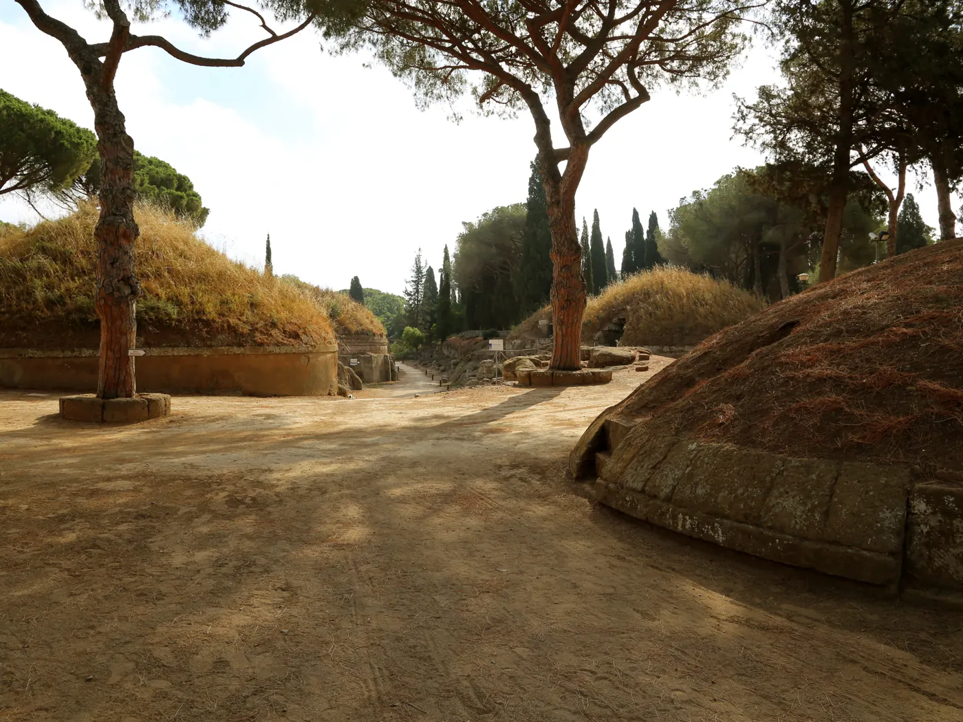 Necropoli etrusche di Cerveteri e Tarquinia