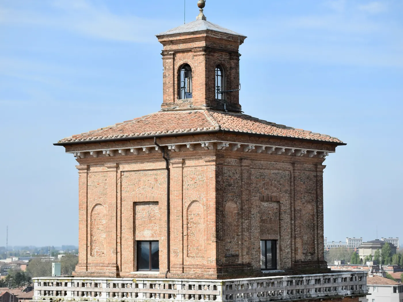Ferrara, città del Rinascimento, e il Delta del Po