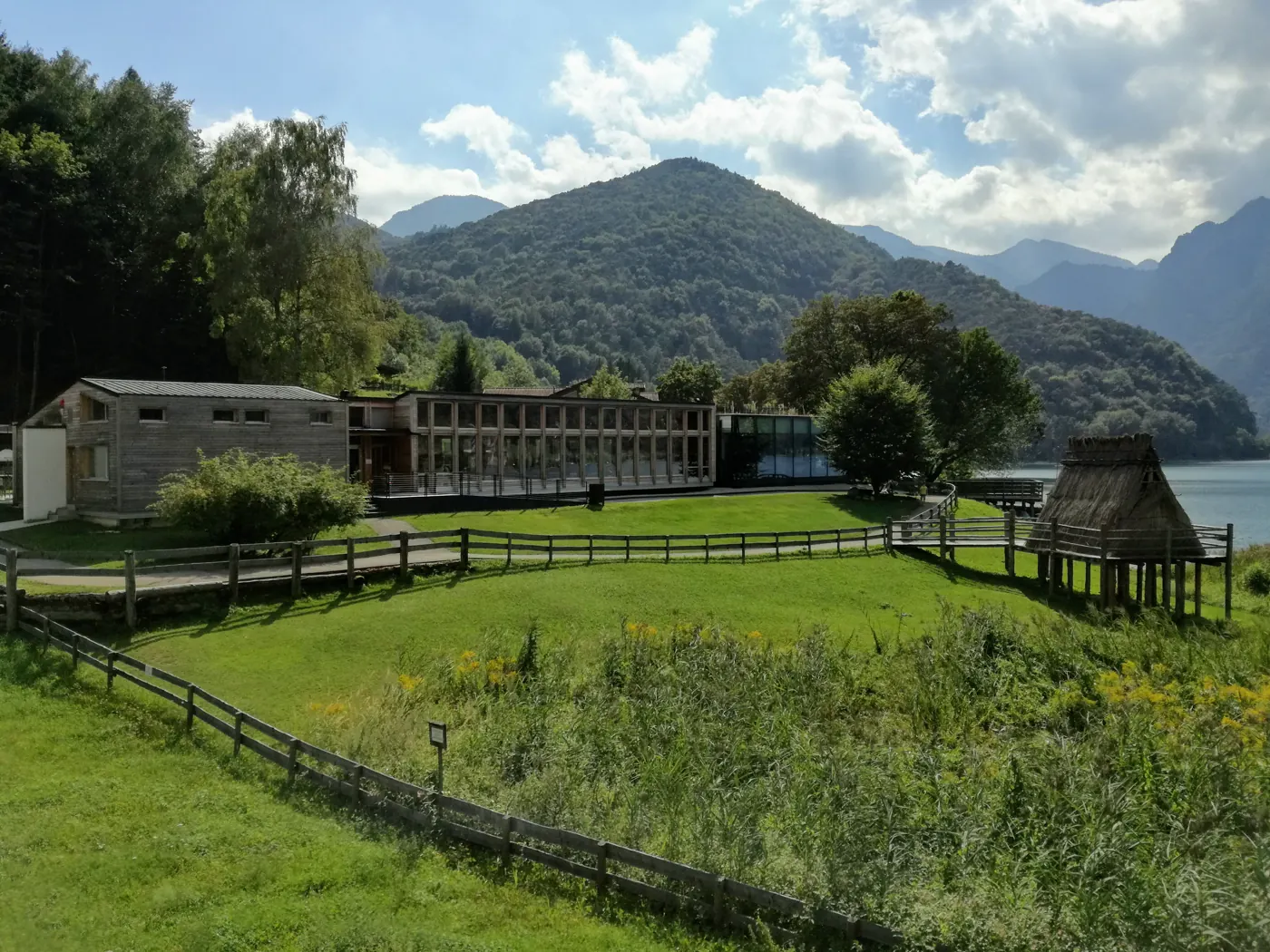 Siti palafitticoli preistorici delle Alpi